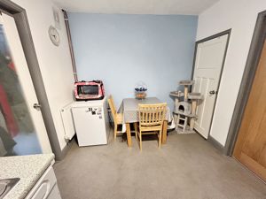 Dining area- click for photo gallery